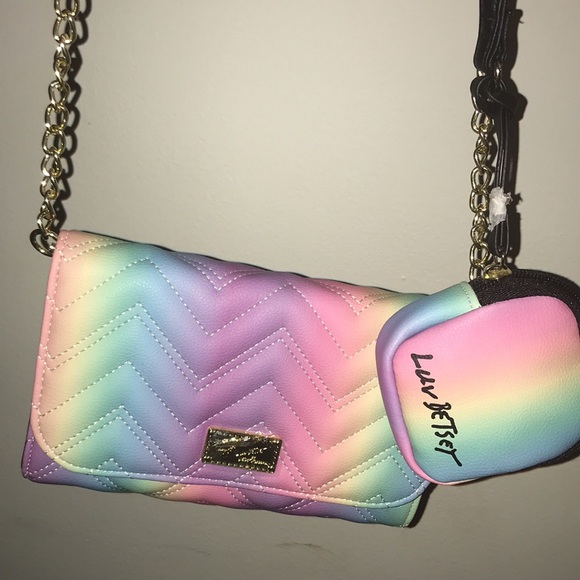 Pretty purse 👜 💜 - Picture 5 of 12